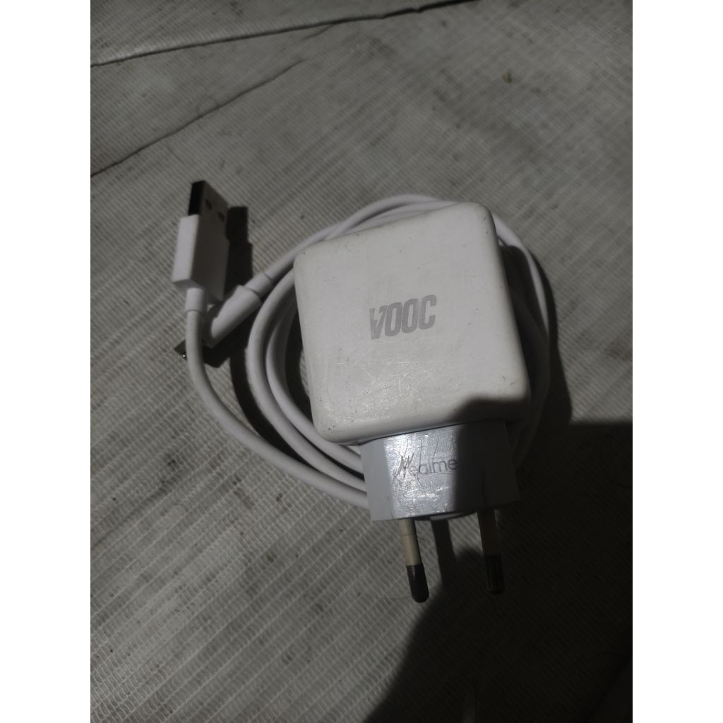 Charger Realmi 5 pro copotan