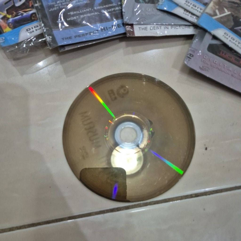 dvd kaset bekas (harga per dvd) ambil banyak bisa nego