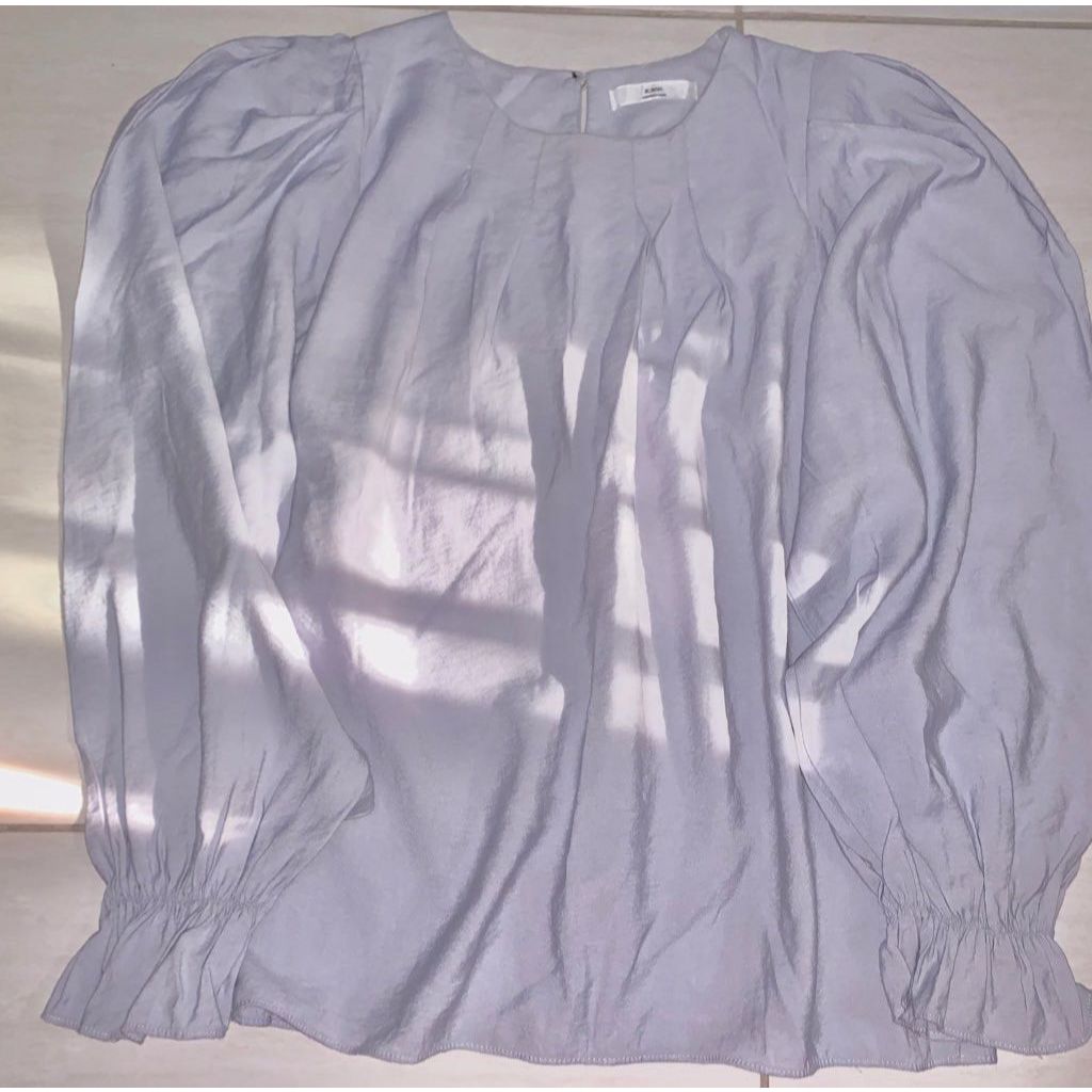 Blouse Biru Muda
