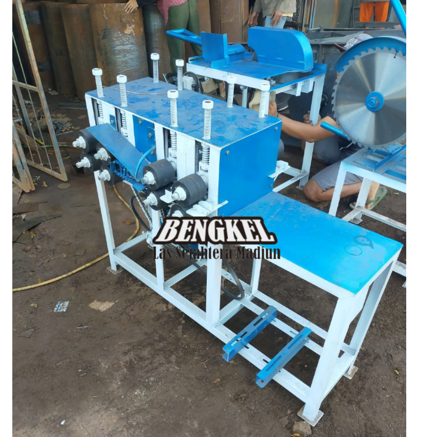 Mesin 3IN1 Bambu,Belah,Irat & Serut Komplit Penggerak