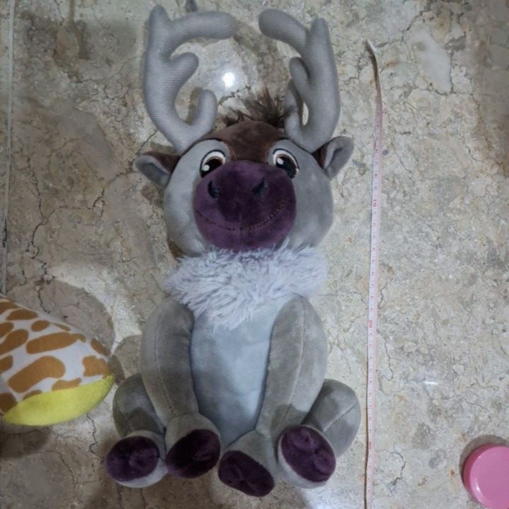 Preloved bekas Boneka Sven Frozen Rusa Changi Disney / boneka macan cute besar dijual hepi dijual mu