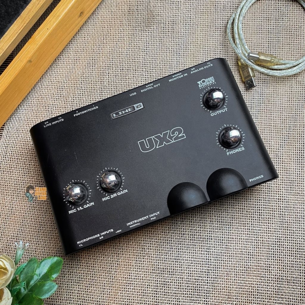 Line 6 UX2 Audio Interface Soundcard