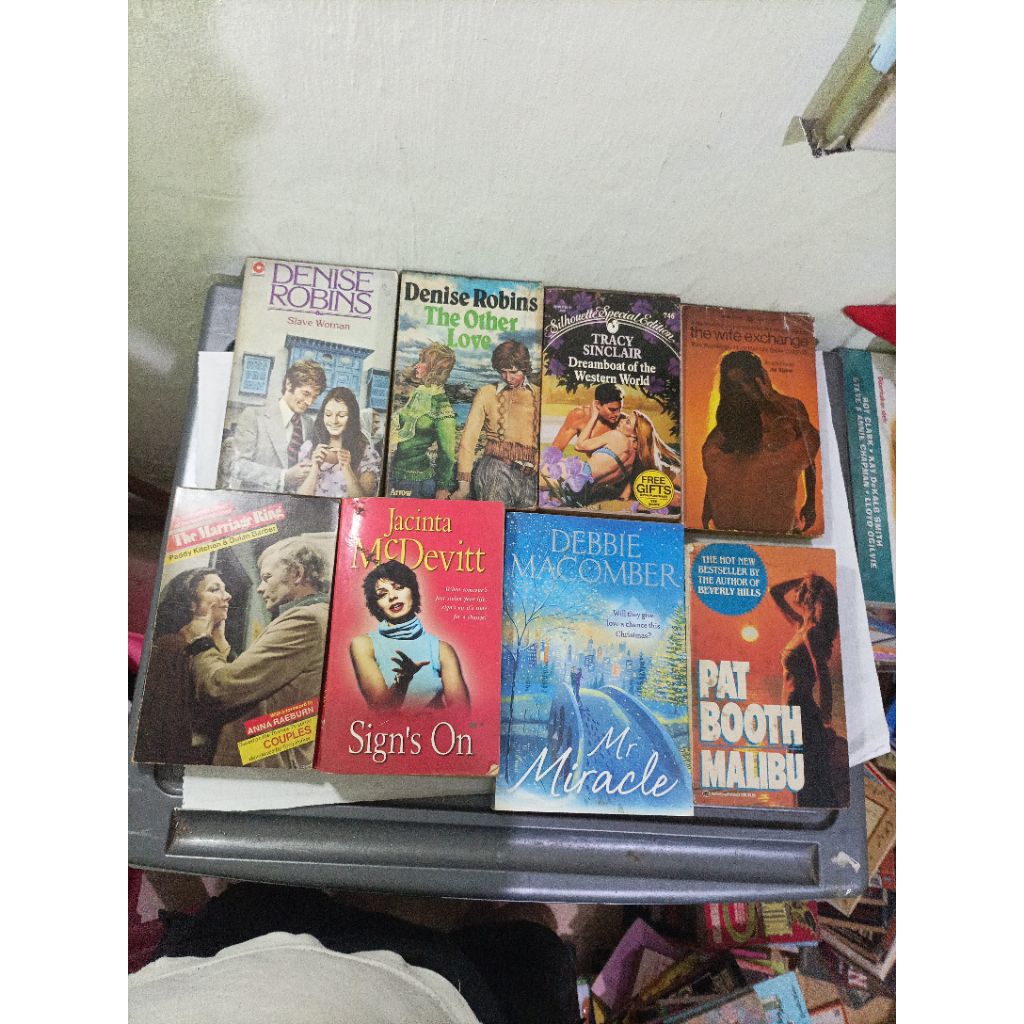 novel import slave woman, the other love(Denise Robbins) dreamboat of Western World (Tracy Sinclair)