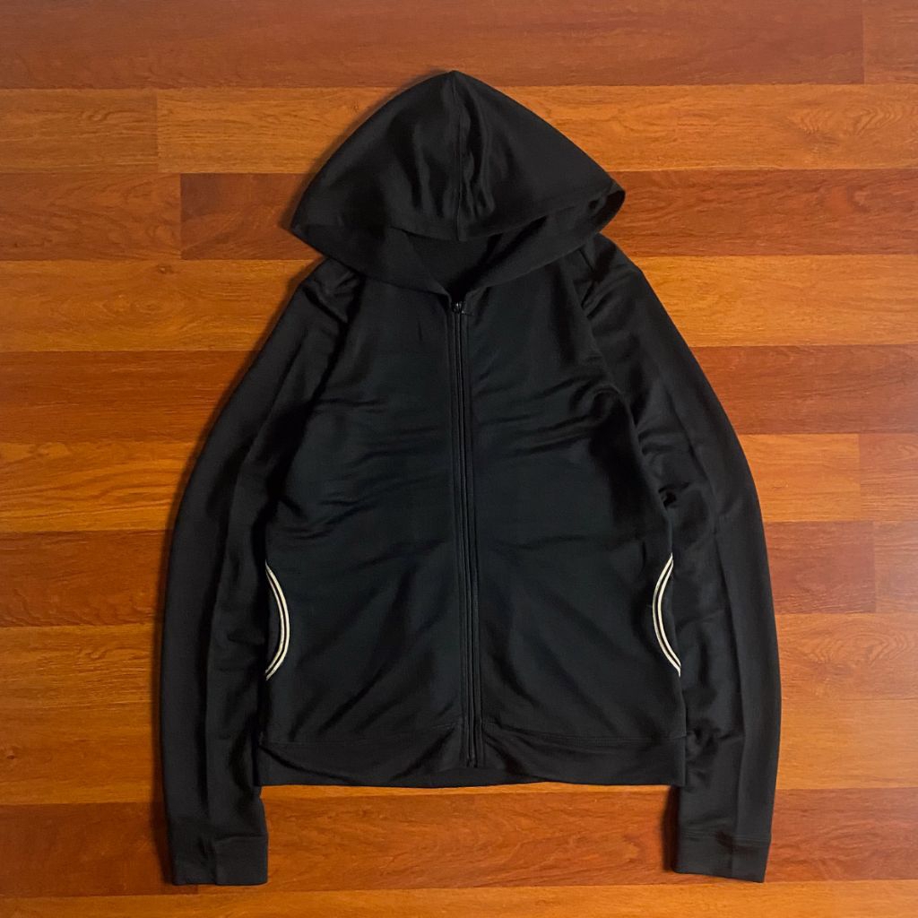 Uniqlo sport stretch jacket ( L - XL ) woman