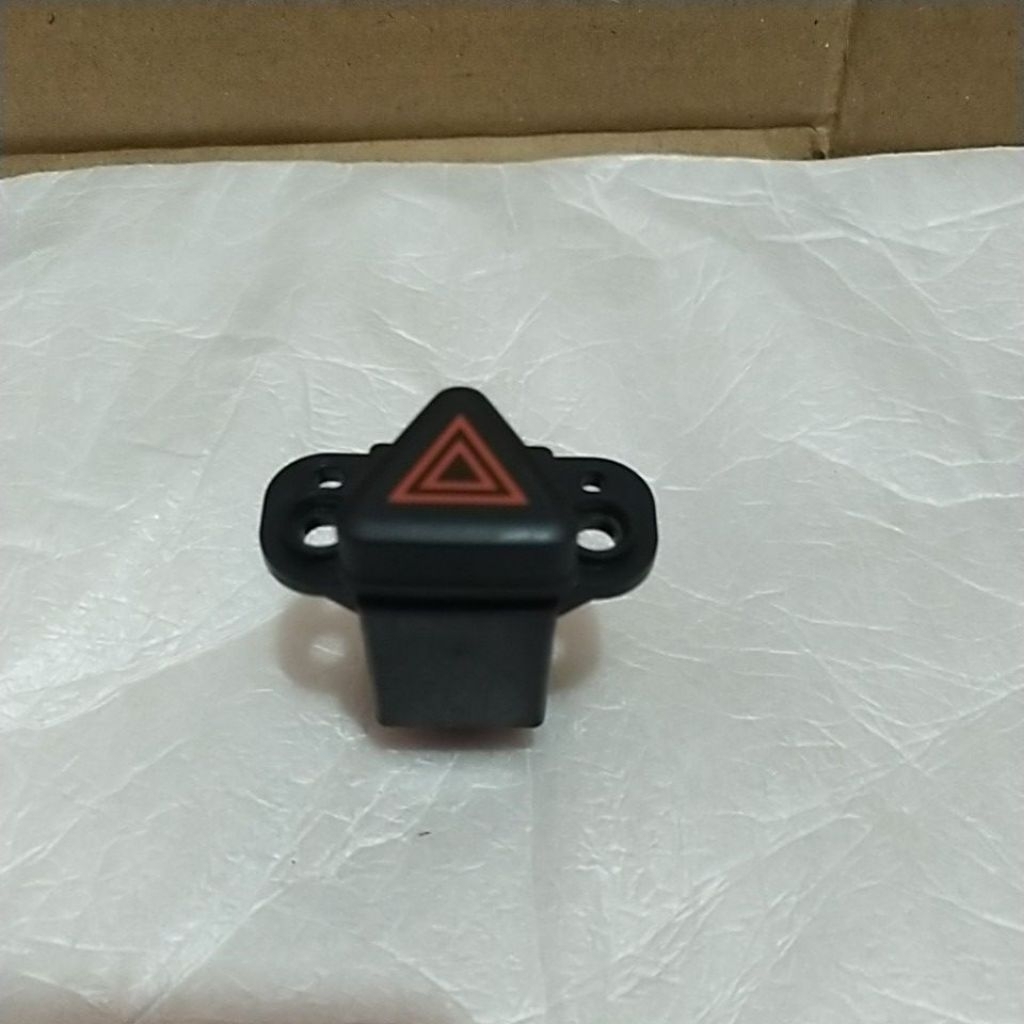 switch saklar Hazard Chevrolet spin original