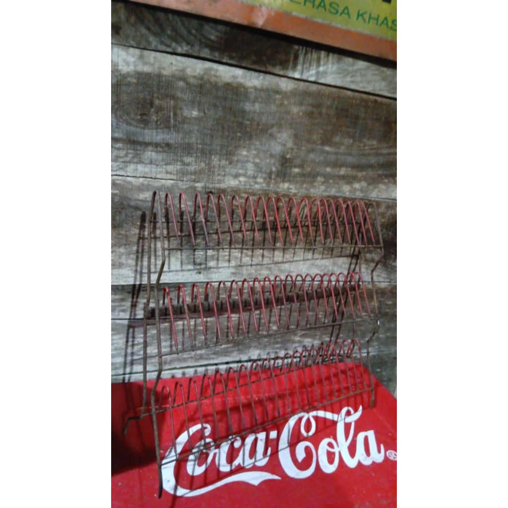 rak kaset pita 145rb  jadul antik kuno lawas vintage display mati