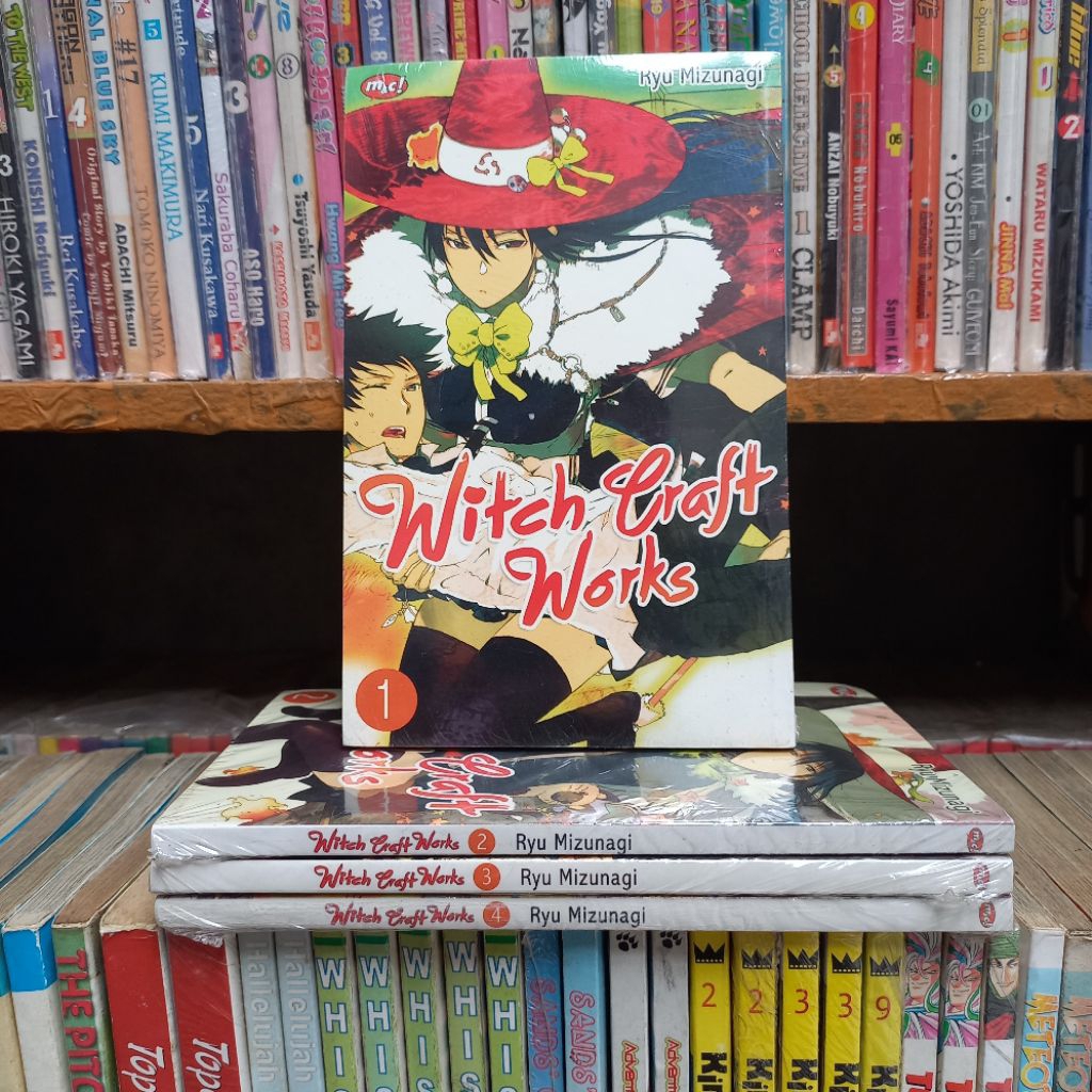 Komik Witch Craft Works vol.1-4
