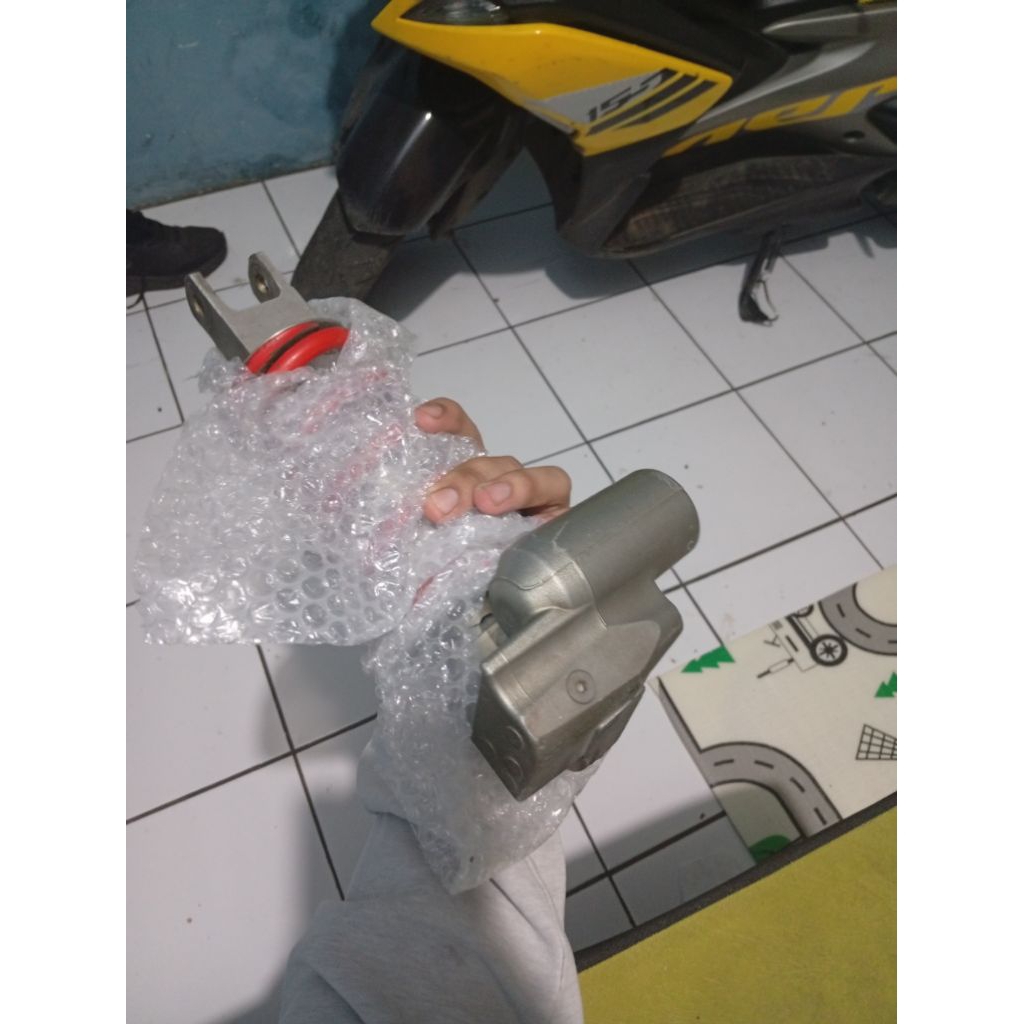 shockbreaker ORIGINAL R9 PNP Ninja250