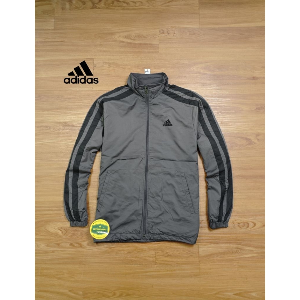 Adidas vintage sport jacket