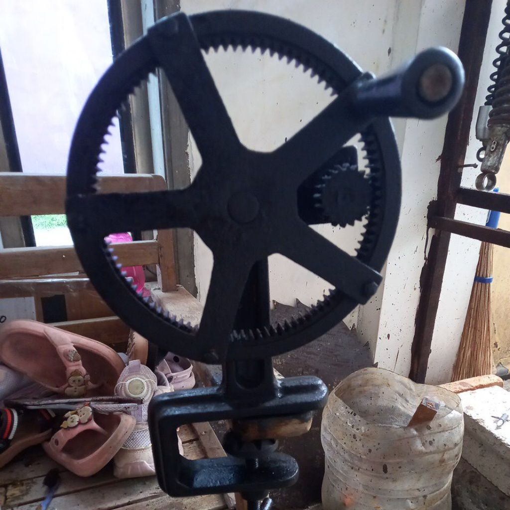gerinda manual jadul