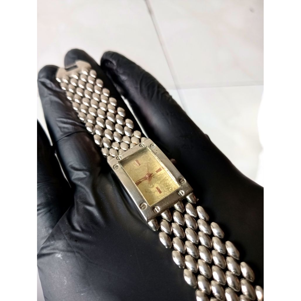 jam tangan chanel vintage tank second