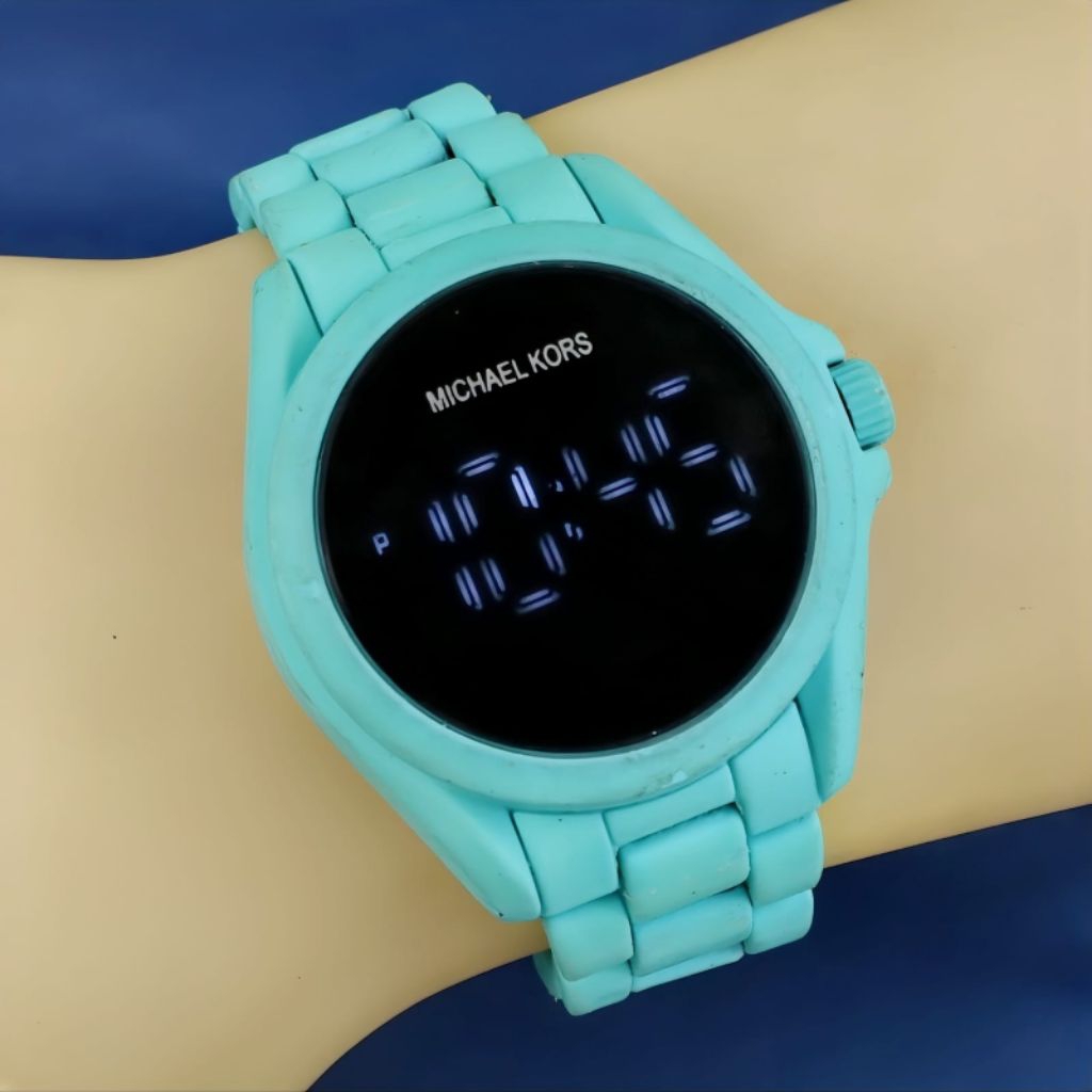 Jam Tangan Michael Kors Digital Wanita Warna Tosca