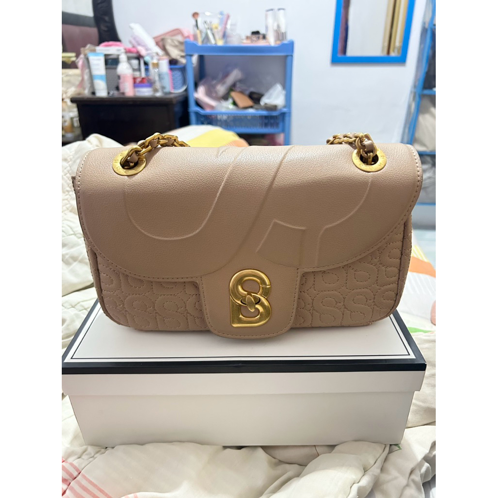 Preloved Buttonscarves Bag