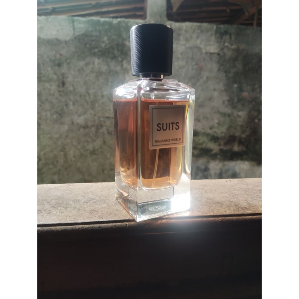 Preloved Parfum Fragrance World Suit