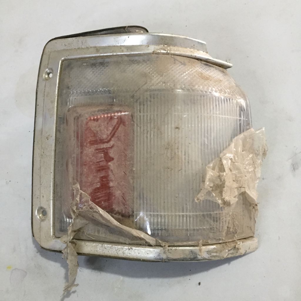 Lampu Sein Depan kijang super/grand Extra