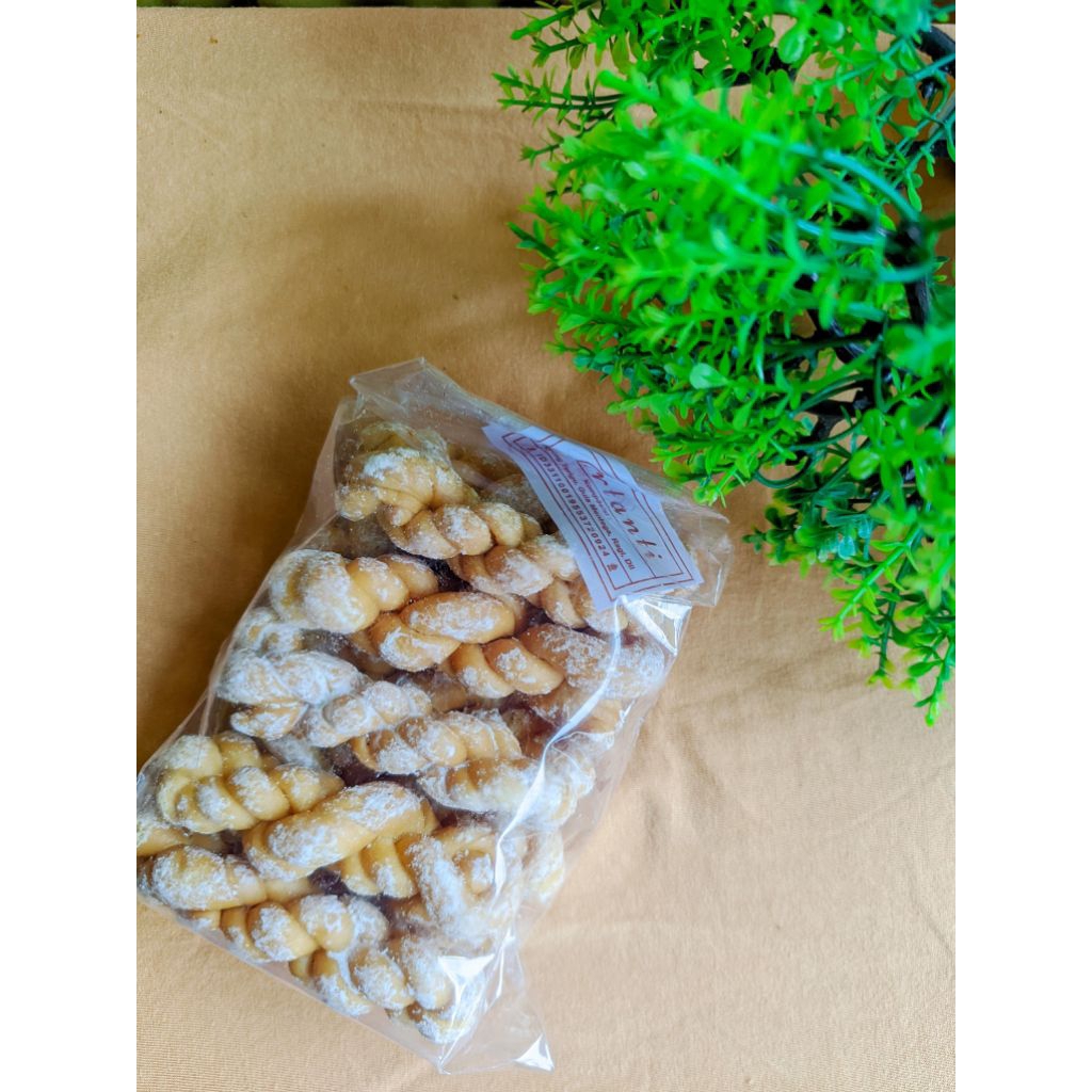 KUE UNTIR UNTIR GULA ( ISI 10 )