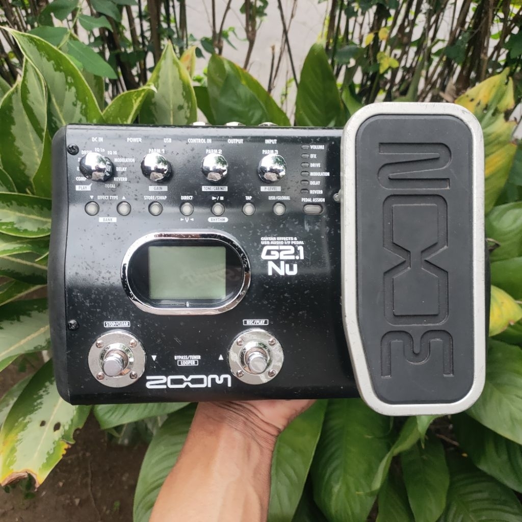 EFEK GITAR BEKAS / EFEK GITAR SECOND / ZOOM G2.1 NU / EFEK ZOOM BEKAS / EFEK ZOOM G21NU / ZOOM G2.1N