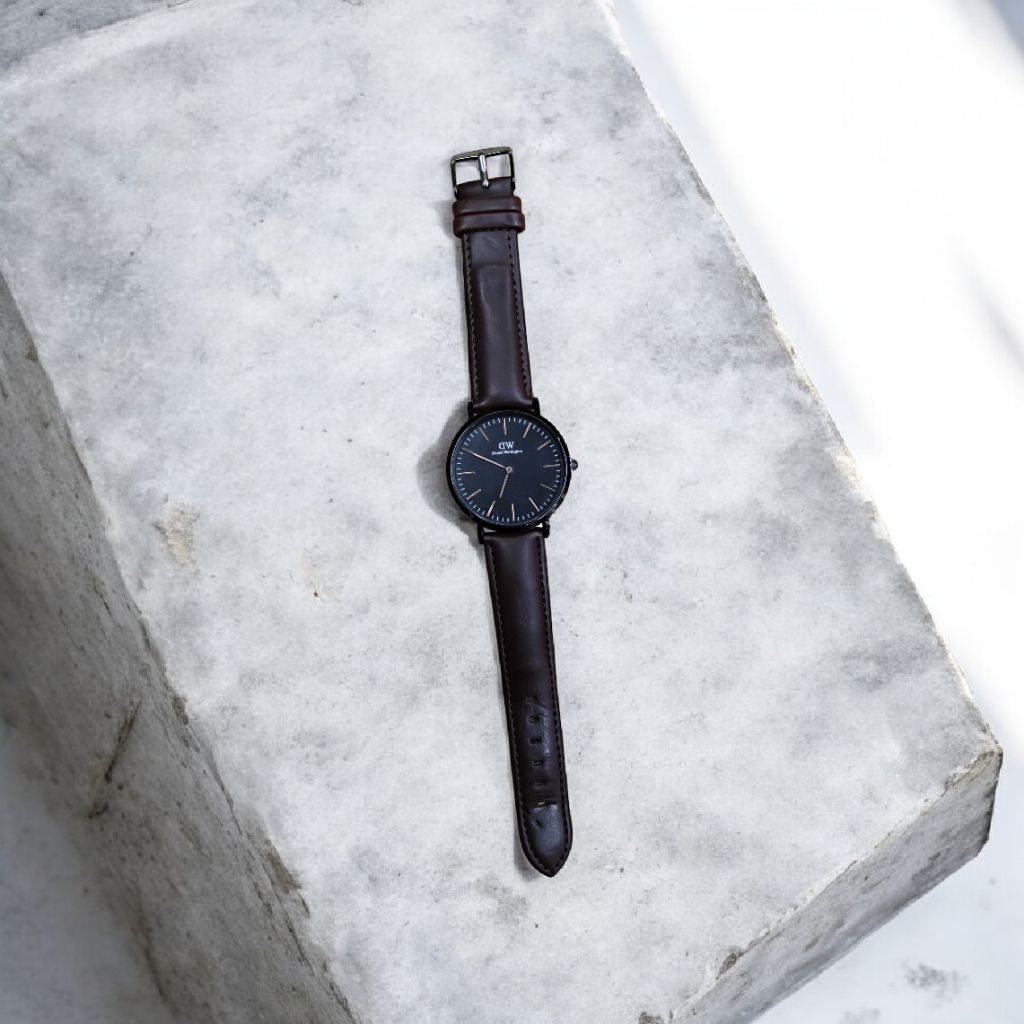 COD Jam Tangan Pria Analog Klasik DW Tali kulit Body Tipis Tahan Air