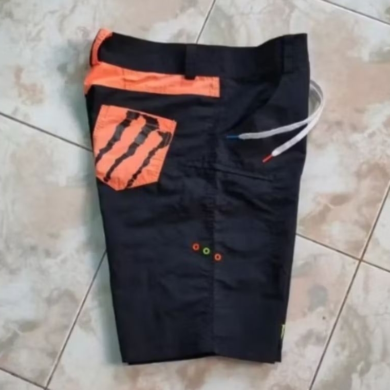 monster energy celana pendek second/preloved/branded