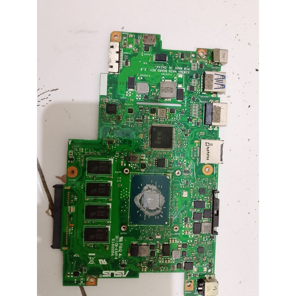 mobo Asus E162264