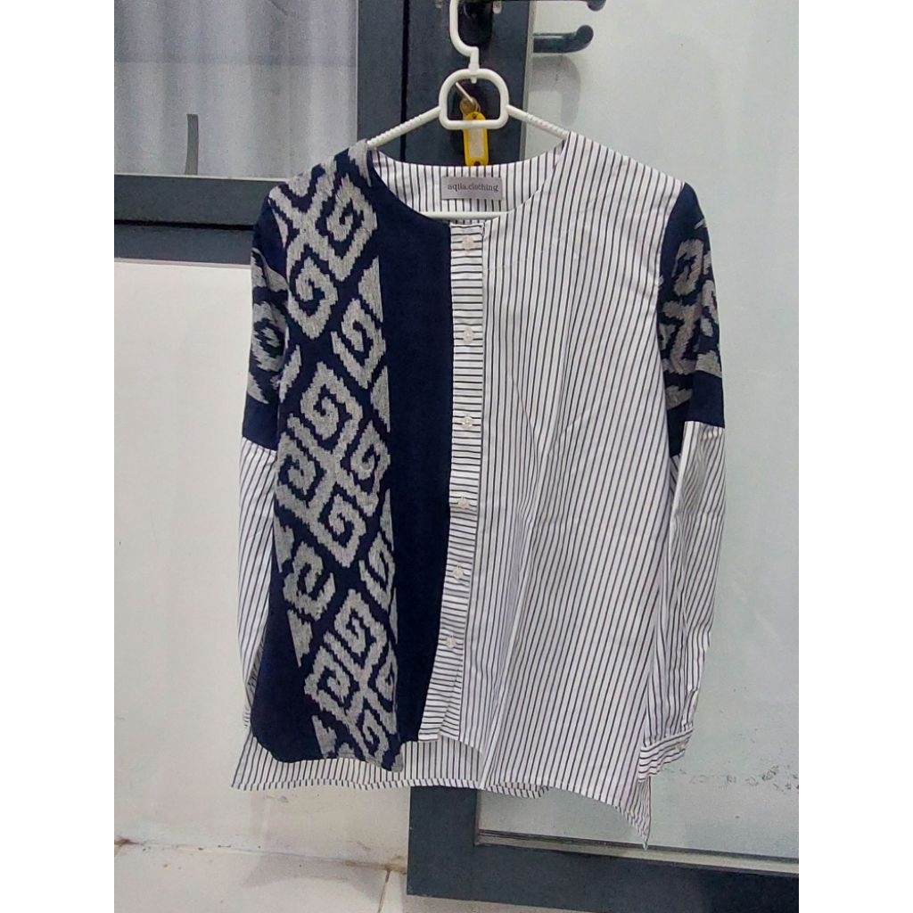 preloved Blouse Aqila Clothing