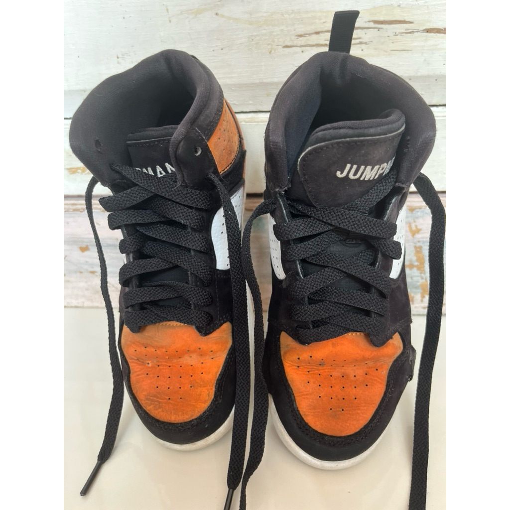 BACA DESKRIPSI Sepatu nike jumpman anak high knee tembus UPC preloved