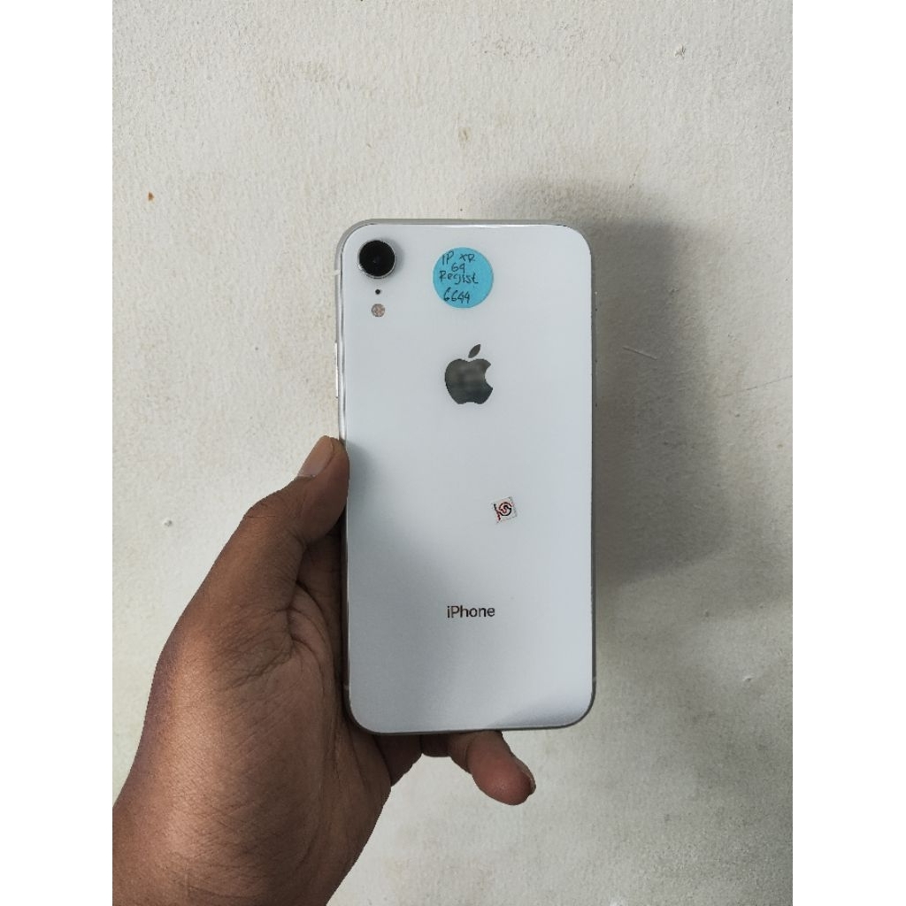 IPHONE XR 64GB IMEI REGIST ALL OPERATOR AMAN SIAP PAKAI