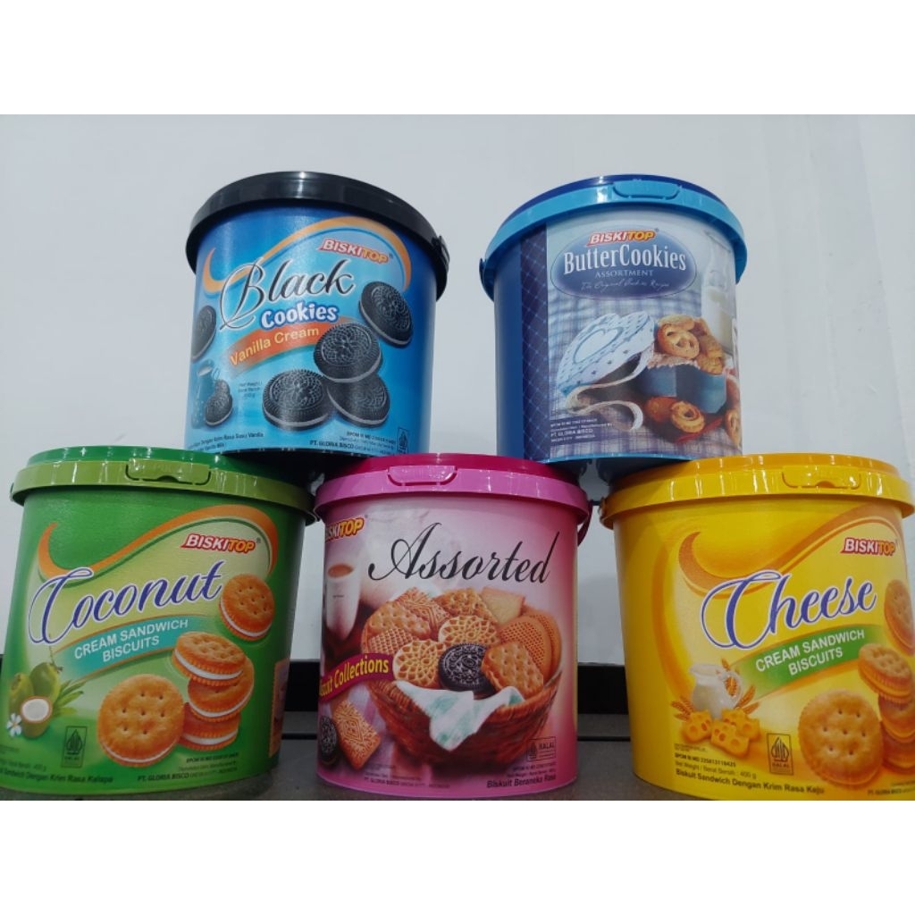 Biskitop Timba 1 karton/Dus Assorted Black &Cookies Coconut Orange Cheese
