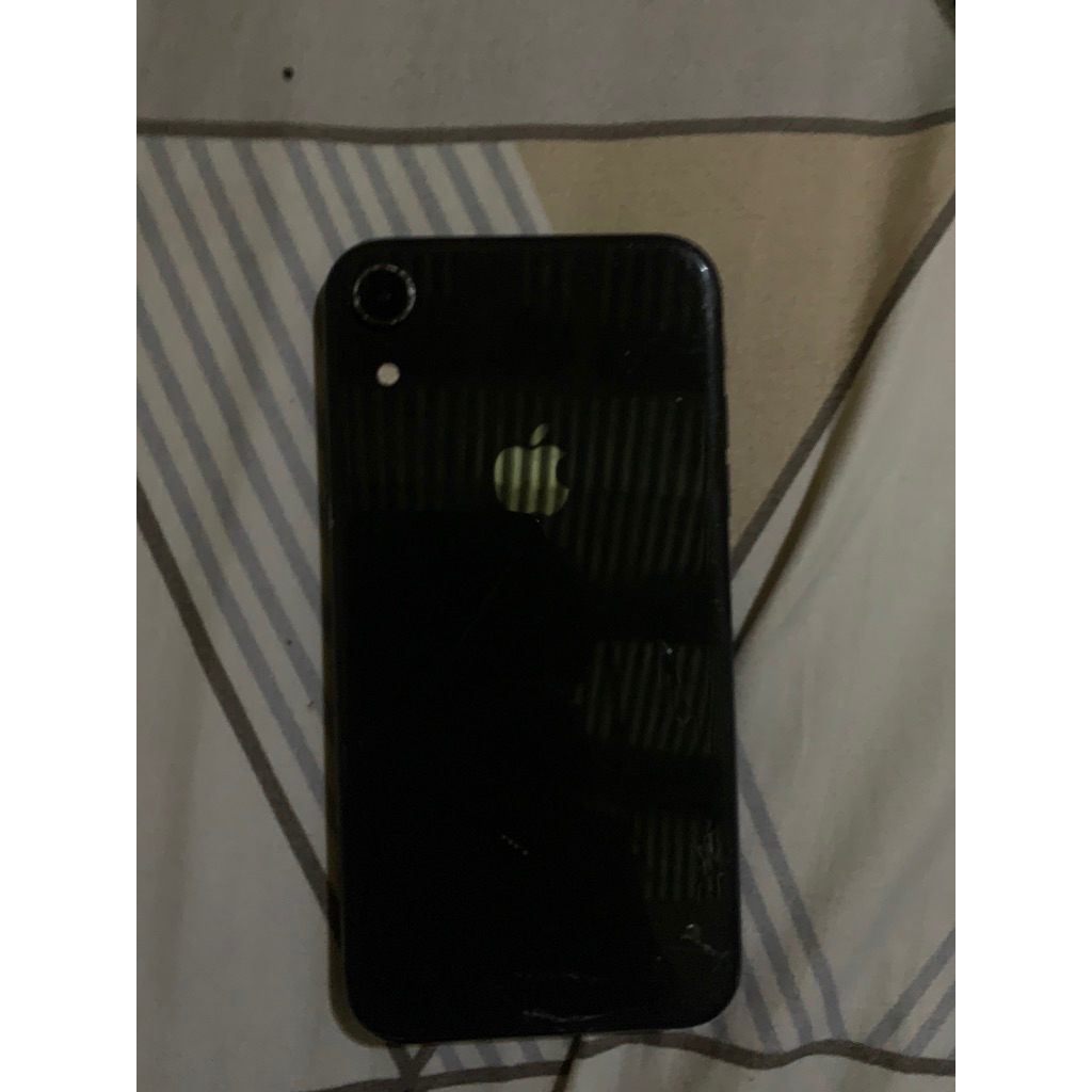 iPhone XR Bekas Fullset - Mulus, Original, Support All Operator