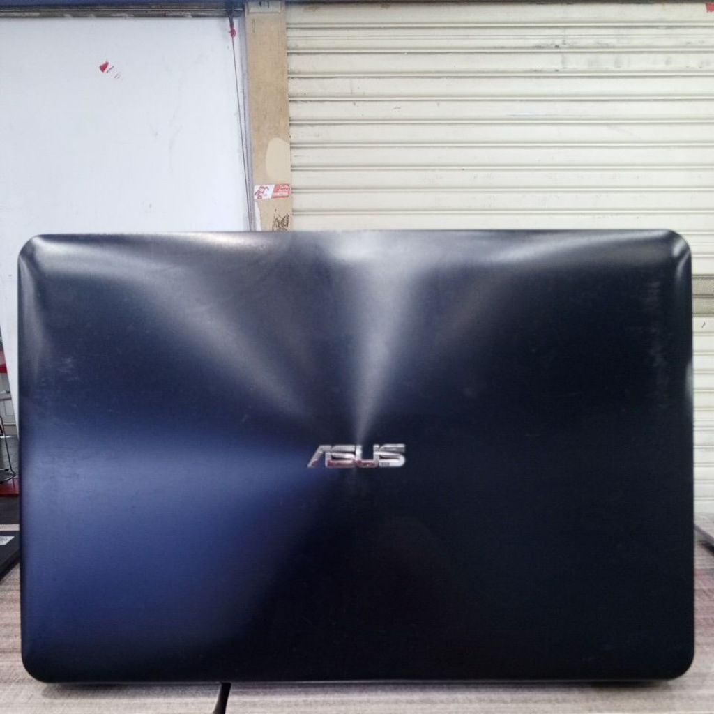 casing laptop bekas second Asus X555B