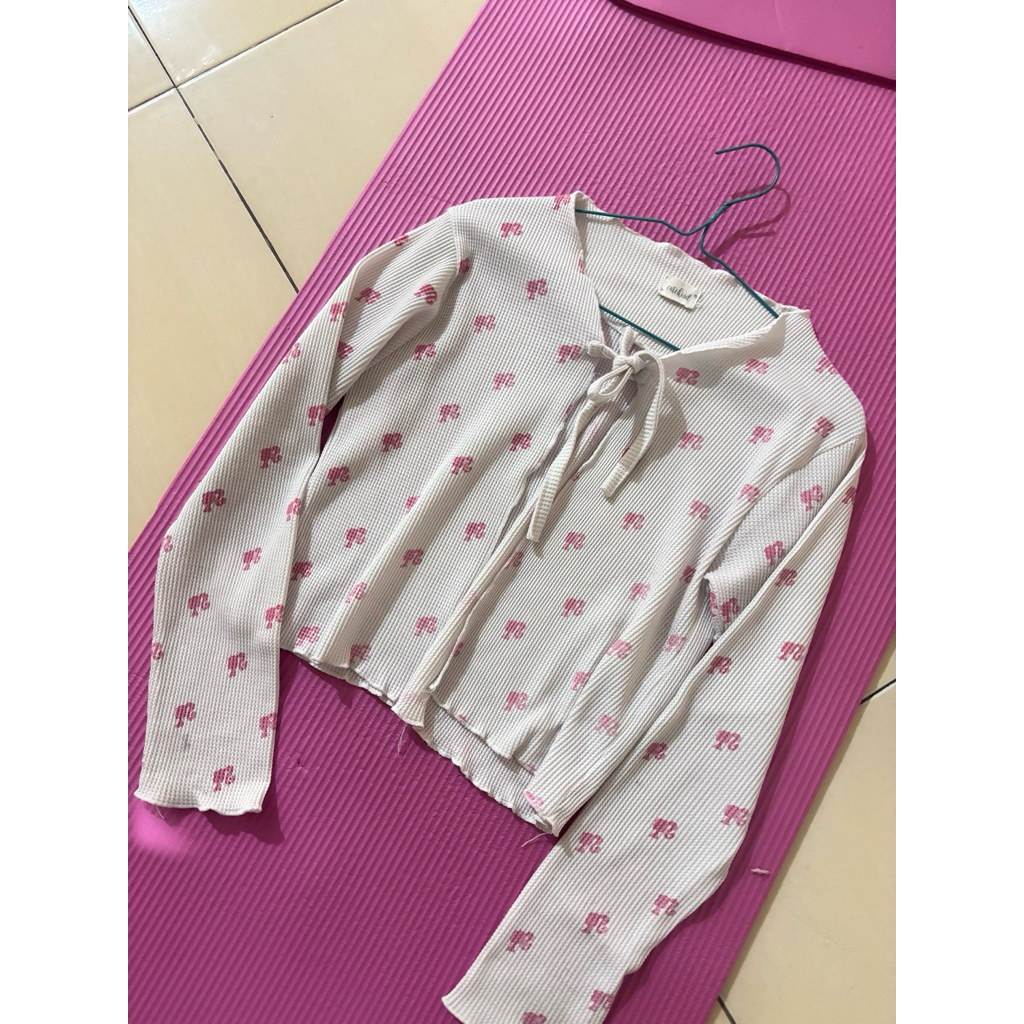 PEELOVED | Cardigan Barbie