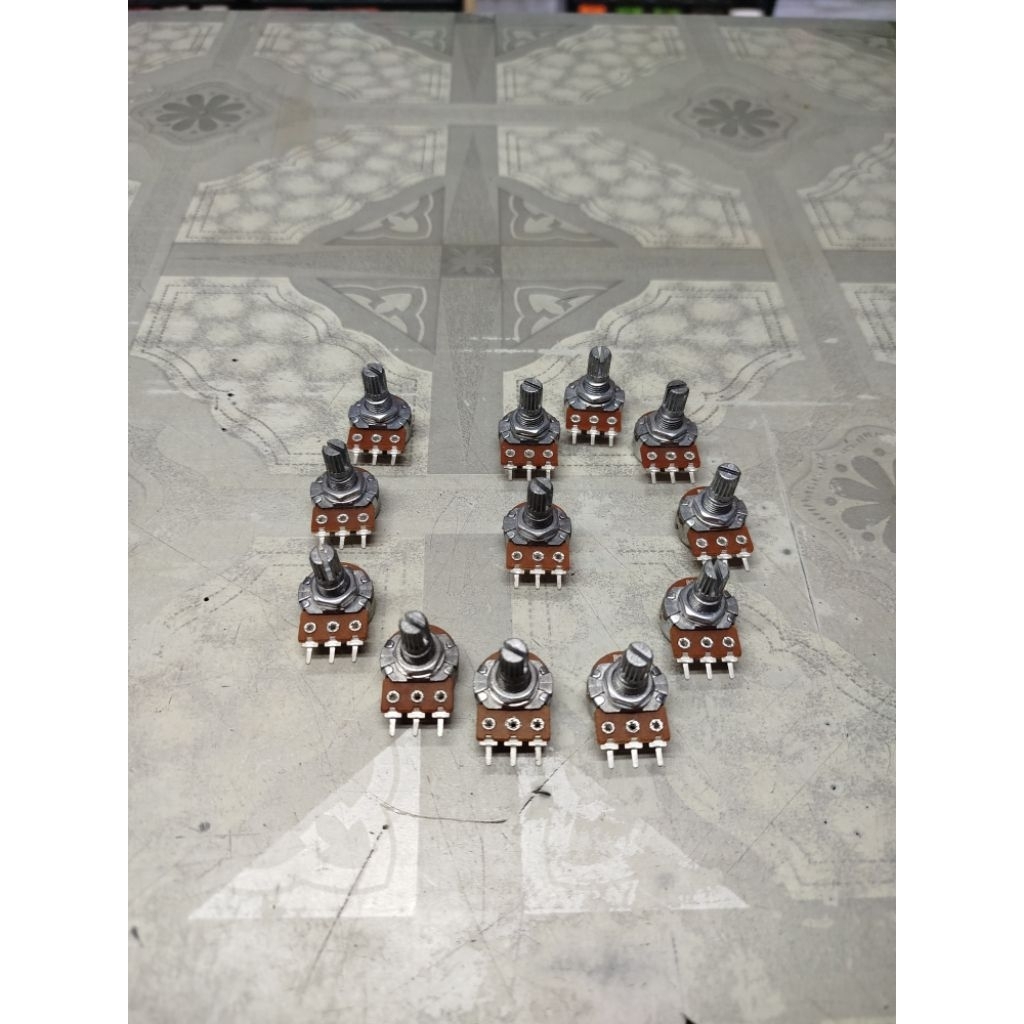 Potensio mono as pendek potensiometer 3 kaki A plus 10K 20K 50K 100K