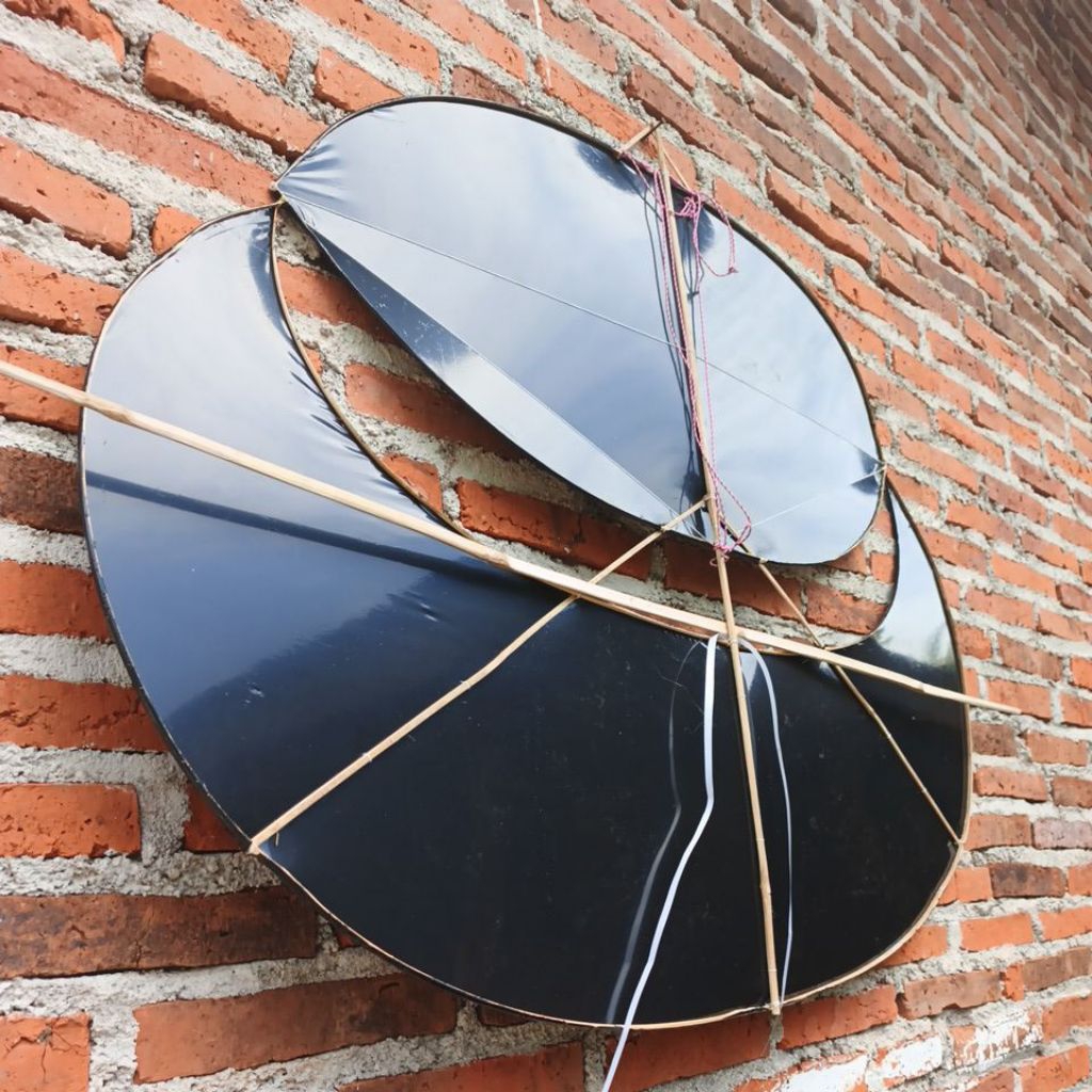 layangan pegon semok 1 meter