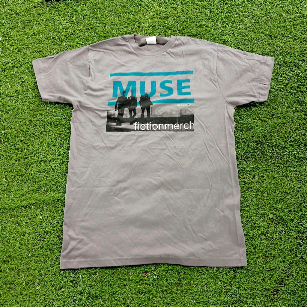 Kaos Band MUSE Original Size LARGE - The Resistance