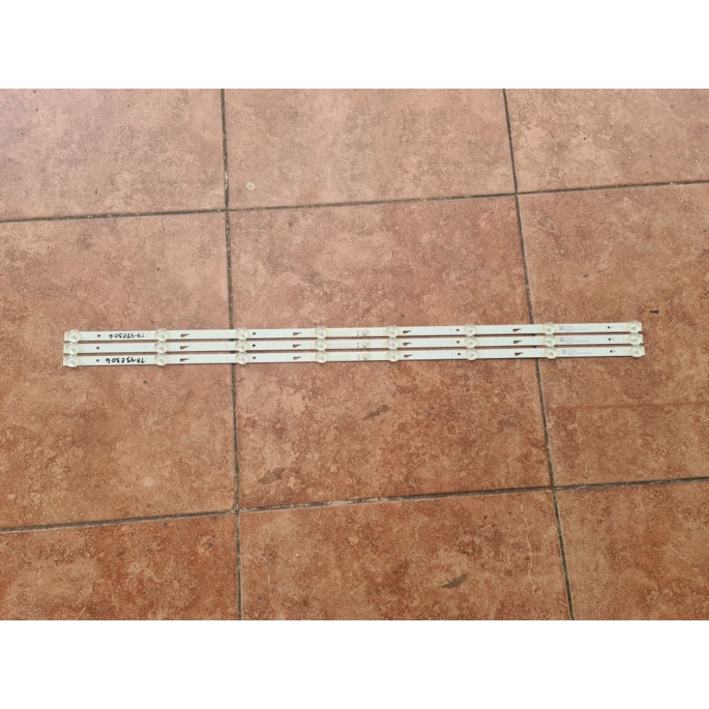 BL-LAMPU BACKLIGHT TV LED PANASONIC 43E306G 3 BATANG 8KANCINF