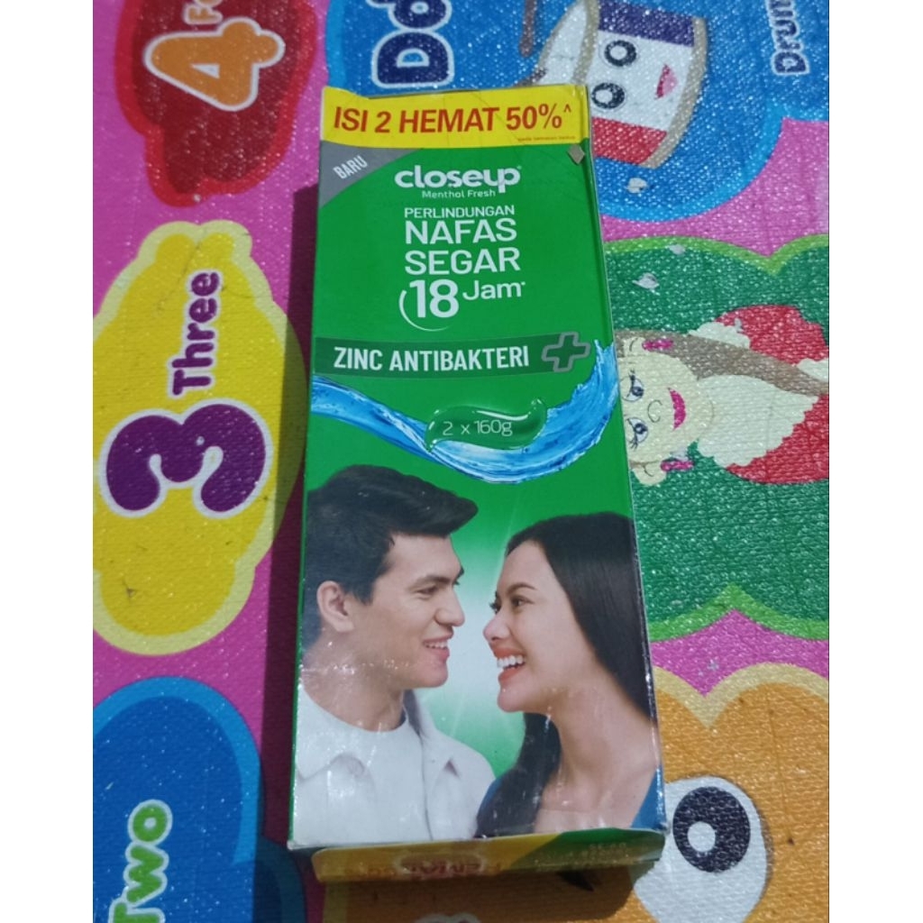 Close Up pasta gigi 160 gr x 2 (1 pack isi 2)
