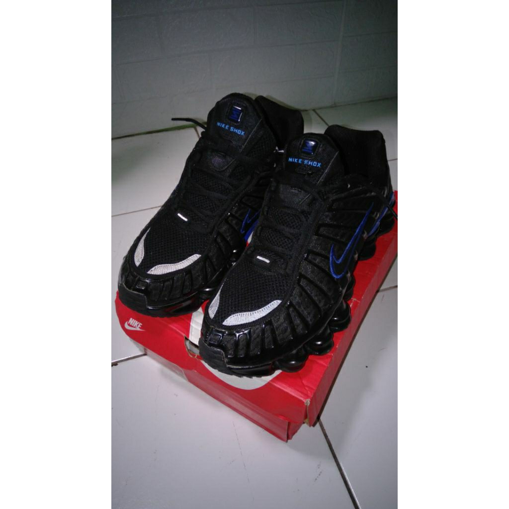 nike shox tllll