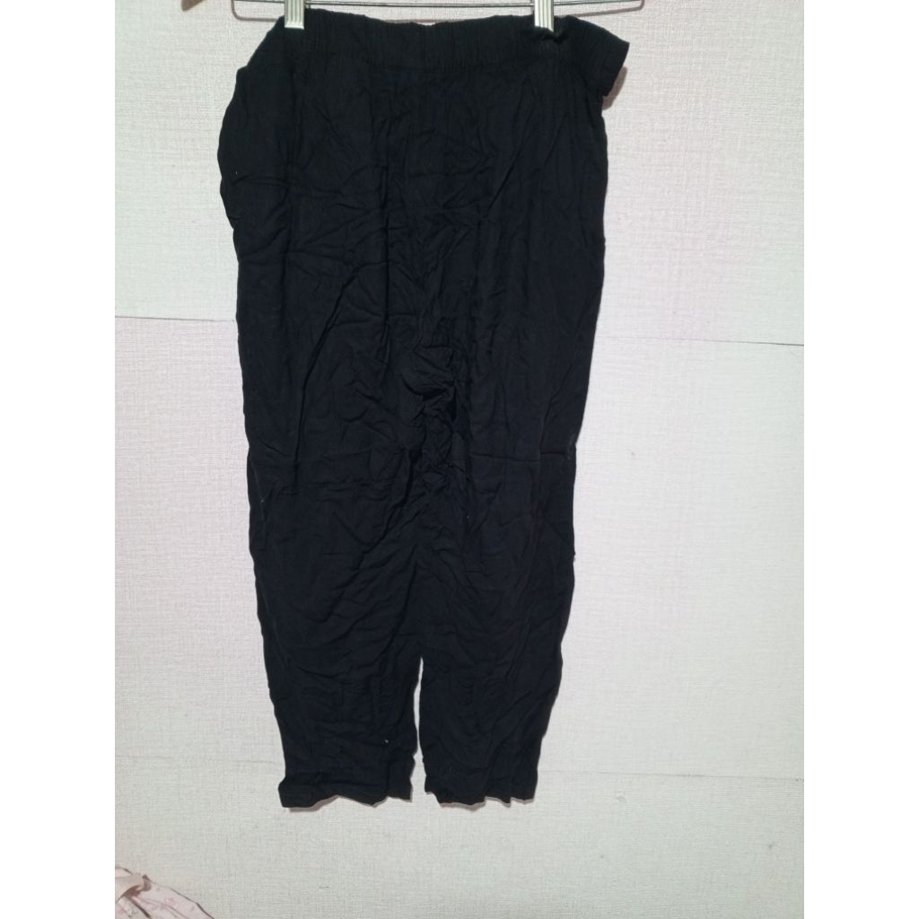 celana panjang running kulot wanita hm size S fit M second