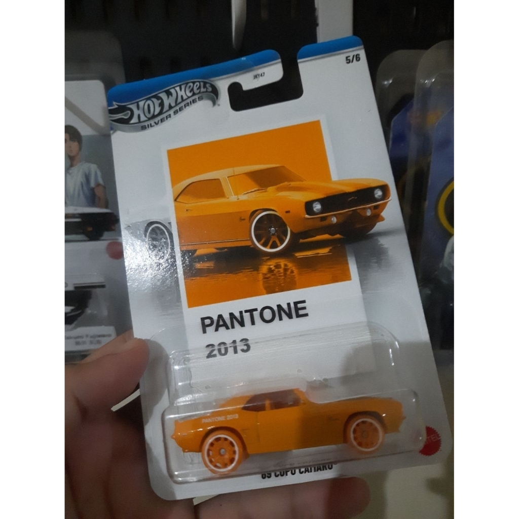 Hotwheels Pantone Silver Series (2026) - '69 Copo Camaro