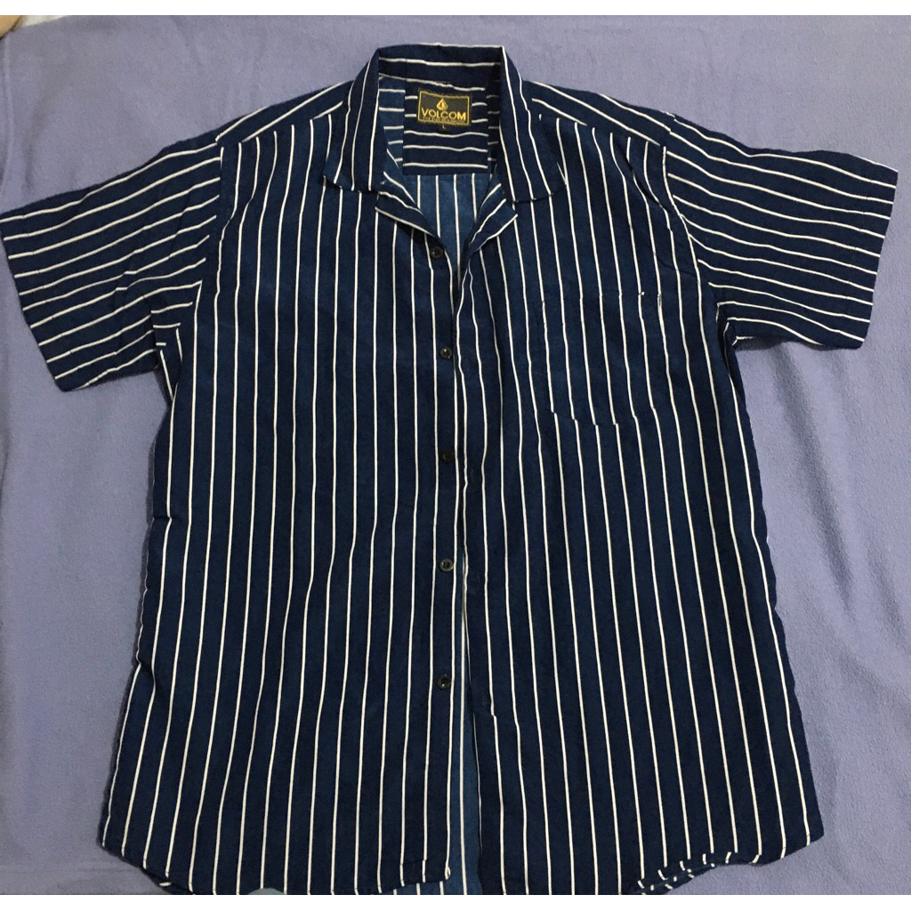Preloved(Kemeja Volcom)
