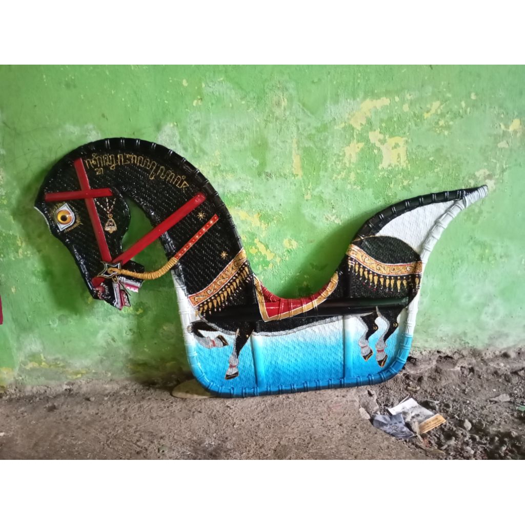 jaran kepang gundulan udah cet seperti di foto