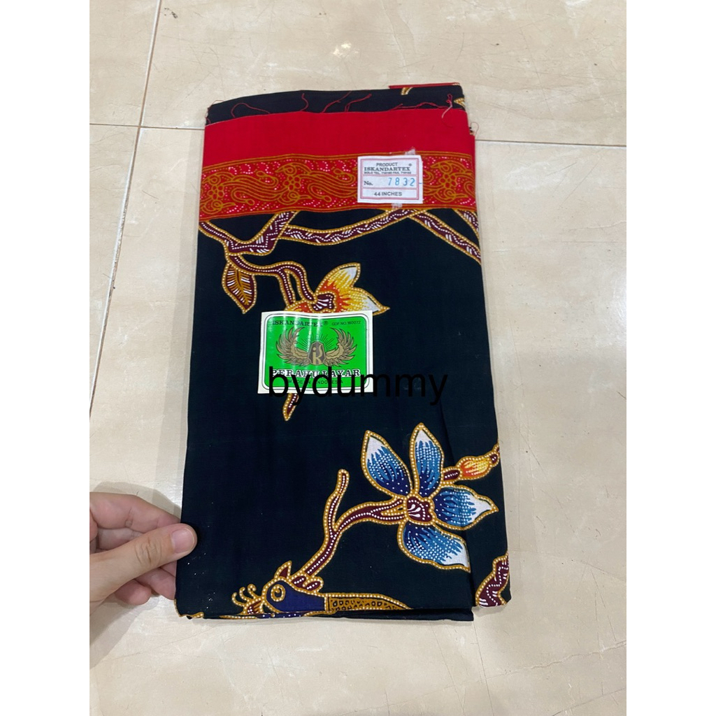 Kain Panjang iskandartex sewek jarik batik pekalongan perahu layar warna hitam kombinasi merah motif
