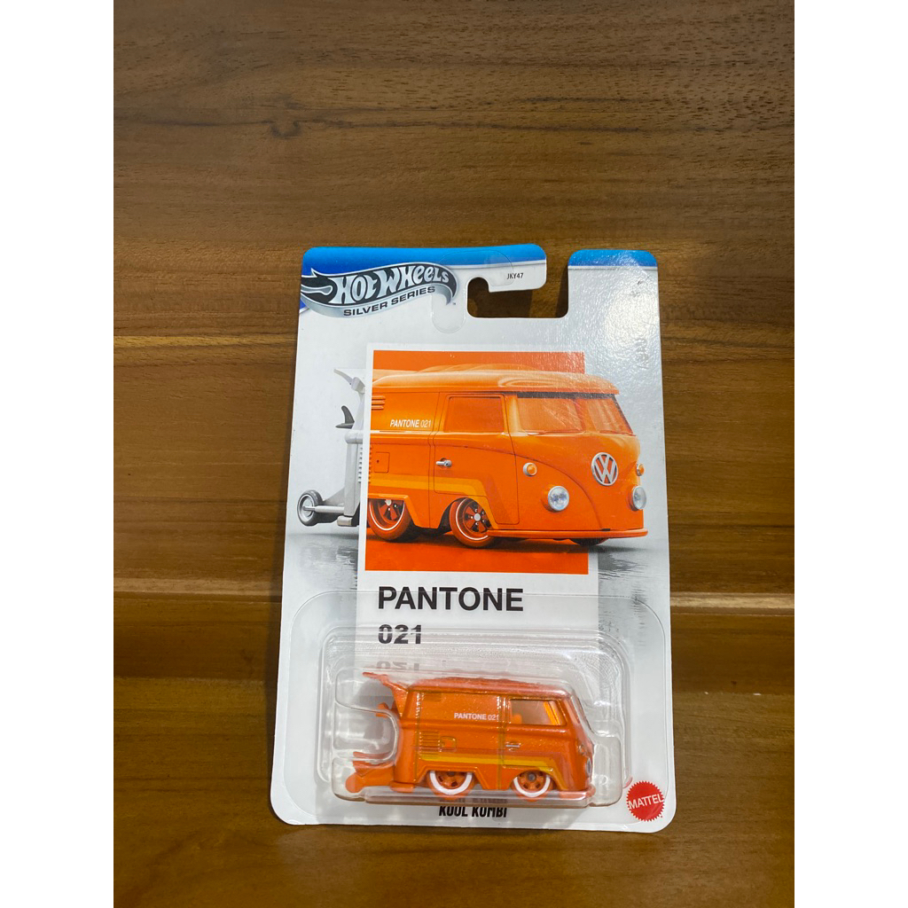 hotwheels COOL COMBI PANTONE