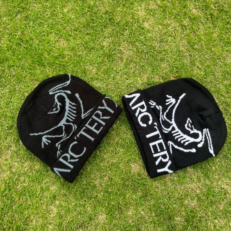 Beanie Arc’teryx Outdoor – Topi Kupluk Arc Beanie Rajut Premium
