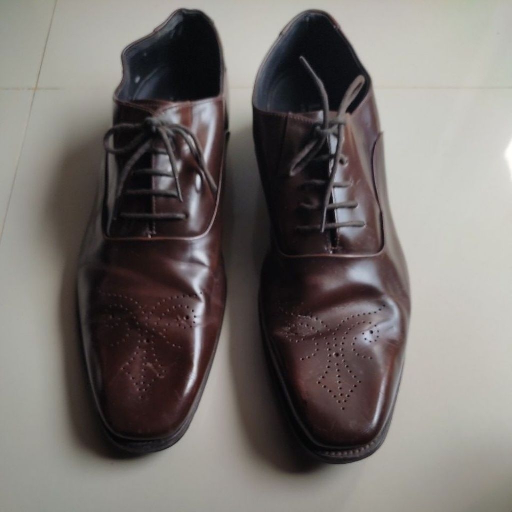 Sepatu Loake Howard England