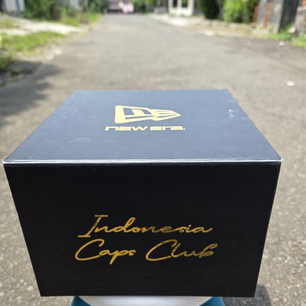 Box Topi New Era x Indo Caps Club