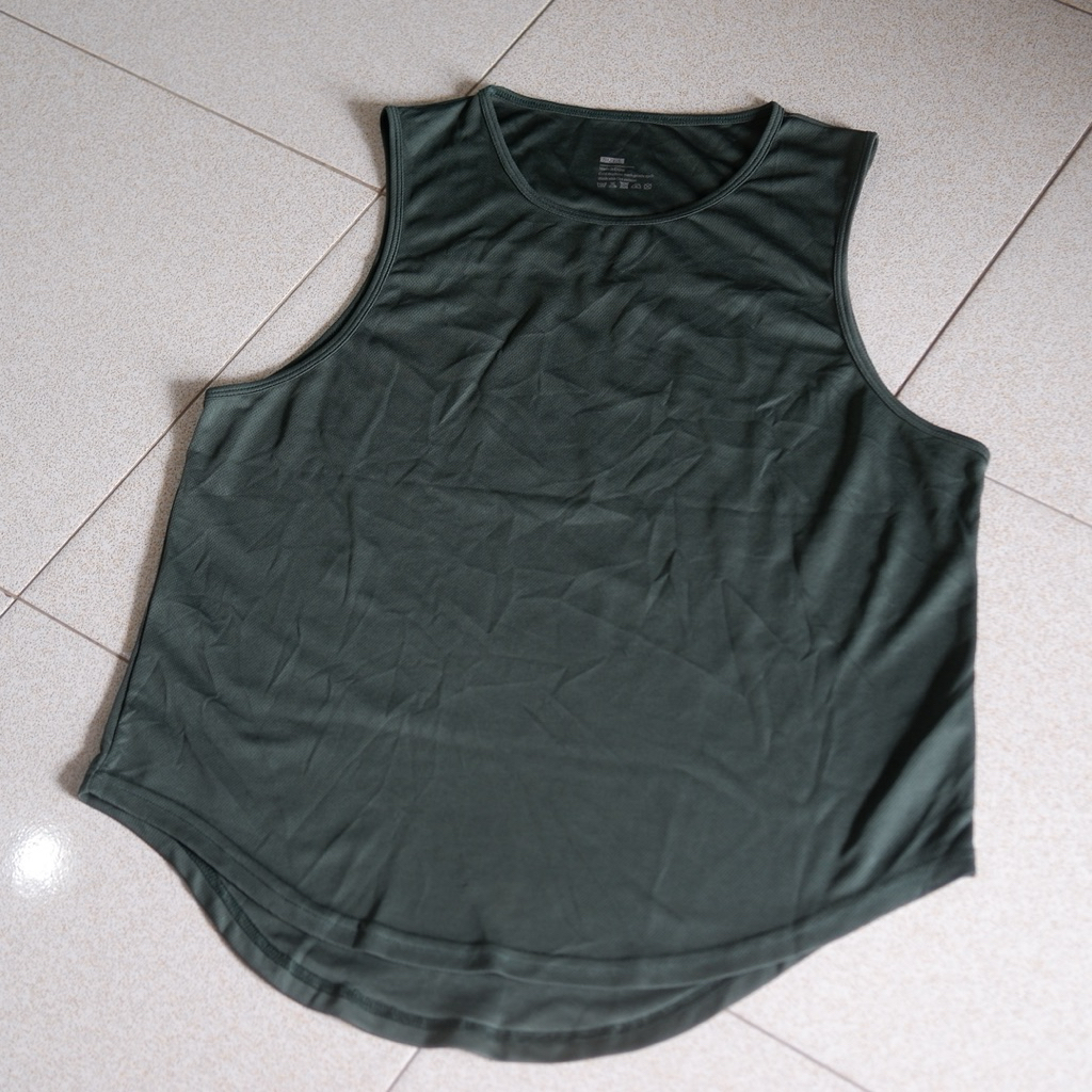 Kaos singlet pria second - ukuran LD & P ada di slide foto terakhir