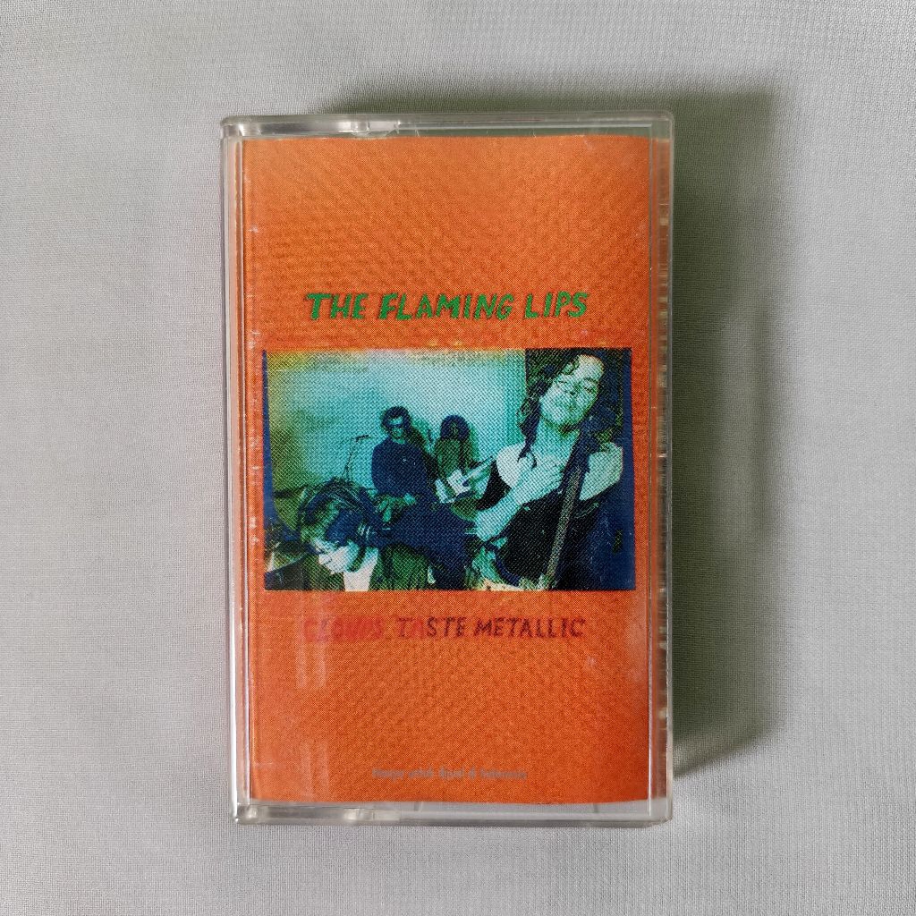 Kaset The Flaming Lips - Clouds Taste Metallic