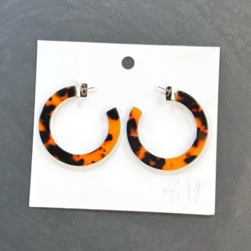 H&M leopard earrings