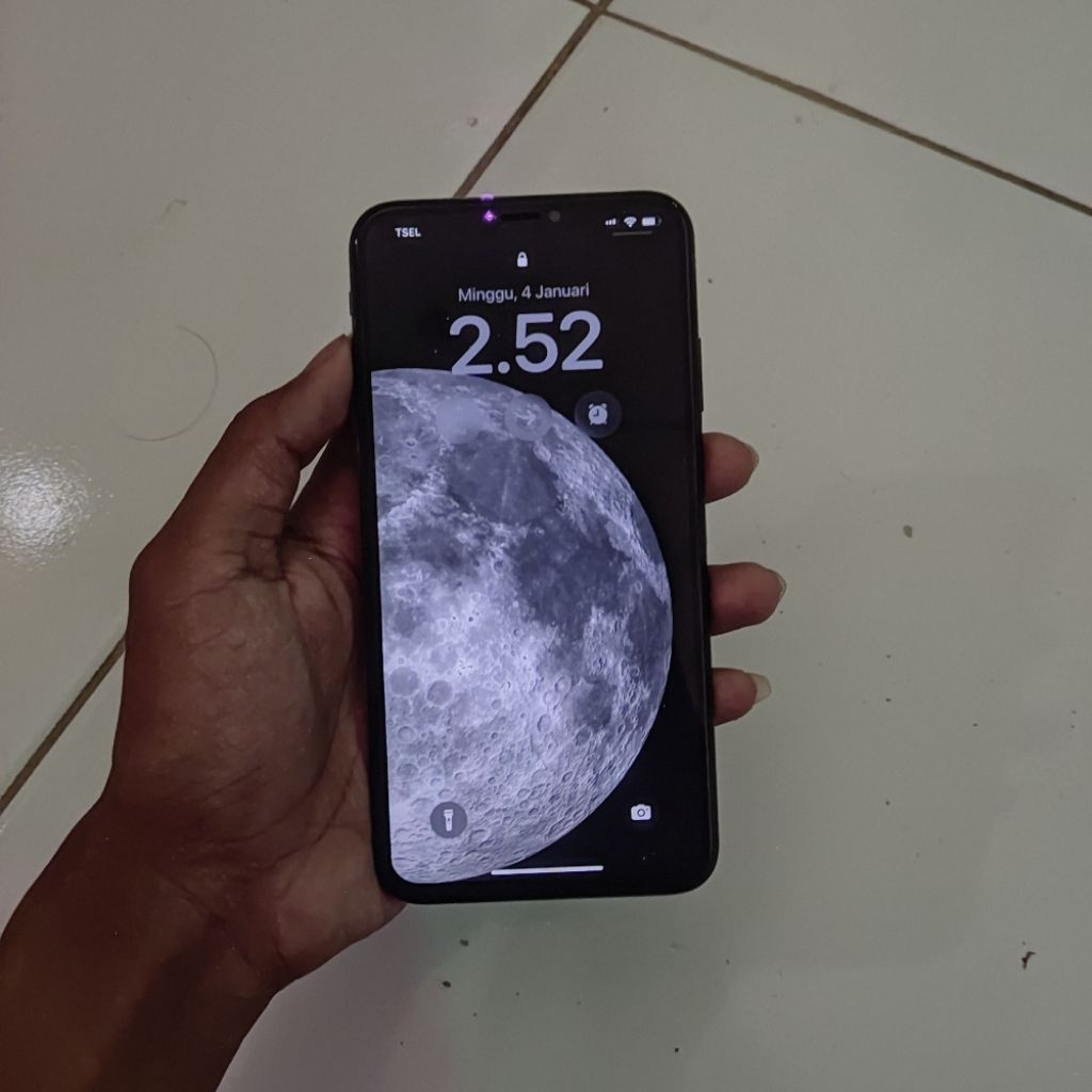 iPhone XS Max 64 GB